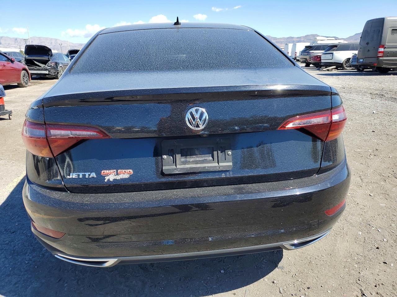 Volkswagen Jetta S
