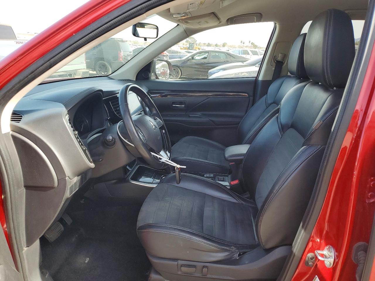 Mitsubishi Outlander Se