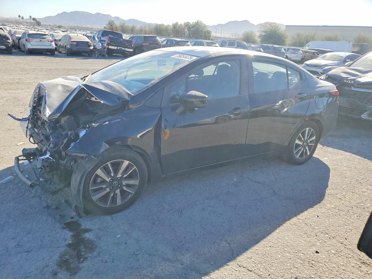 Salvage Nissan Versa Image