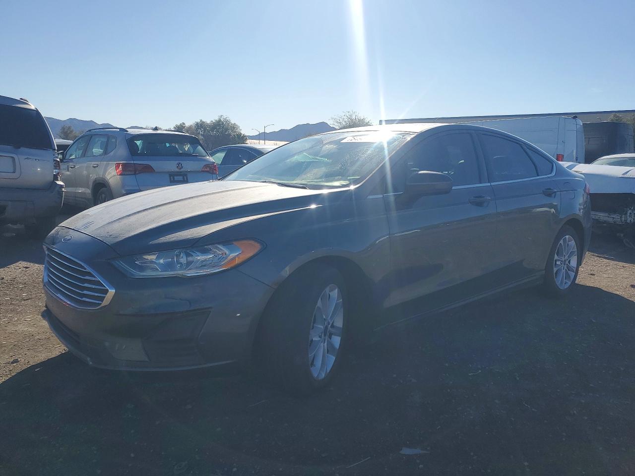 Salvage Ford Fusion Image