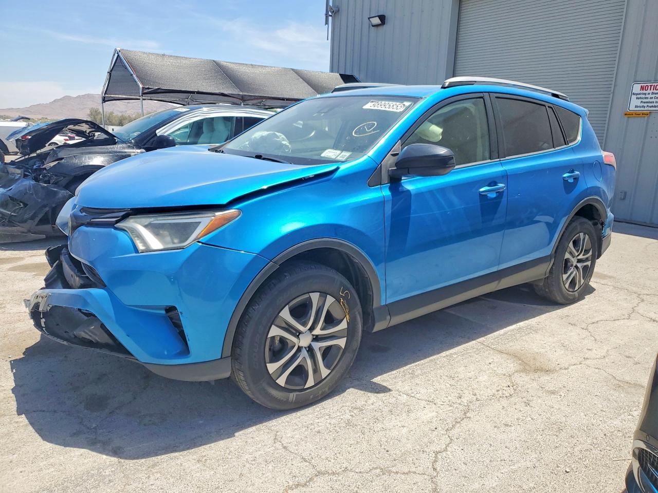 Salvage Toyota RAV4 Image