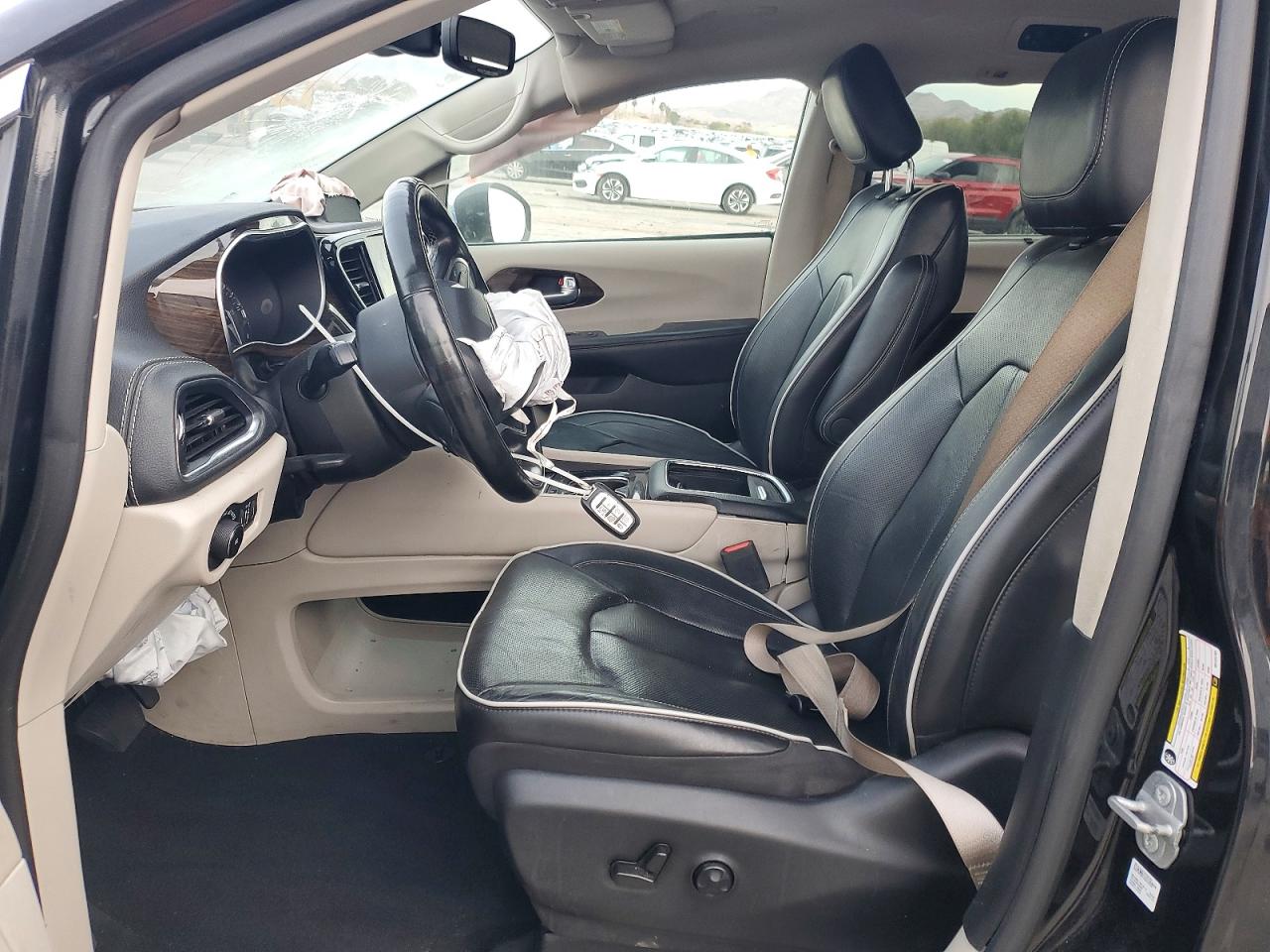 Chrysler Pacifica Limited