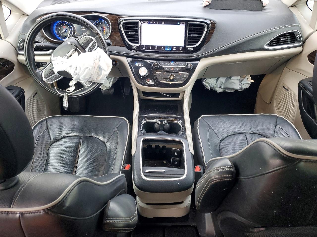Chrysler Pacifica Limited