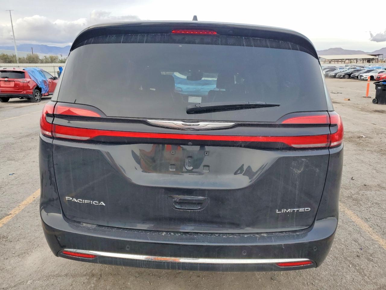 Chrysler Pacifica Limited