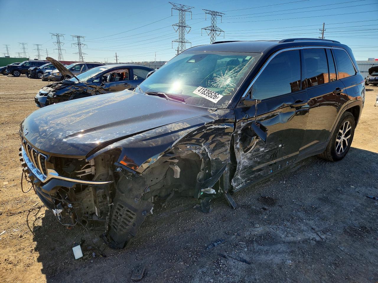 Salvage Jeep Cherokee Image