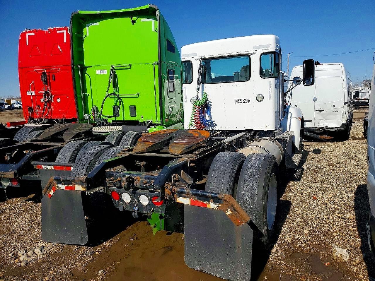Kenworth T330