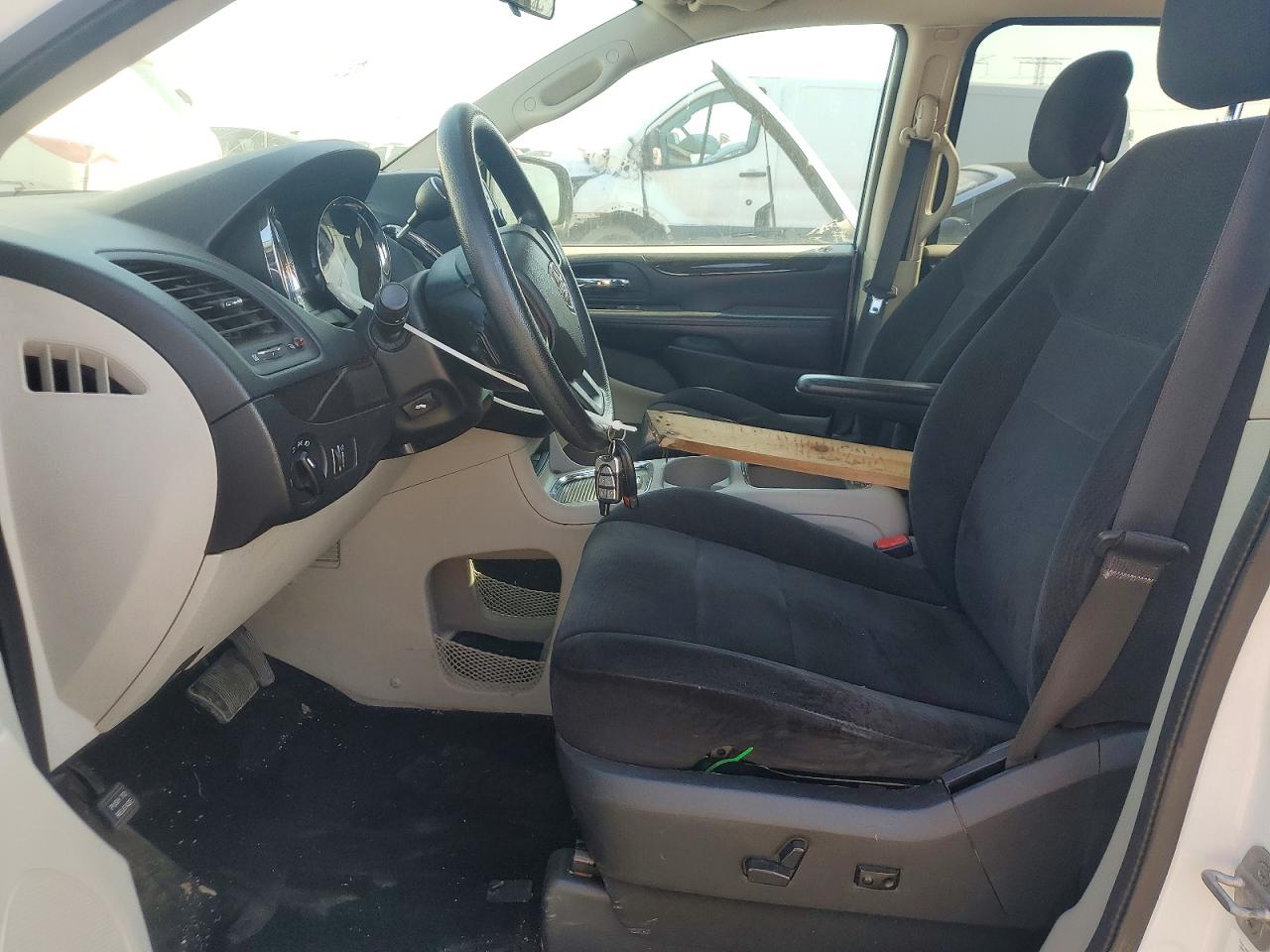 Dodge Caravan Sxt