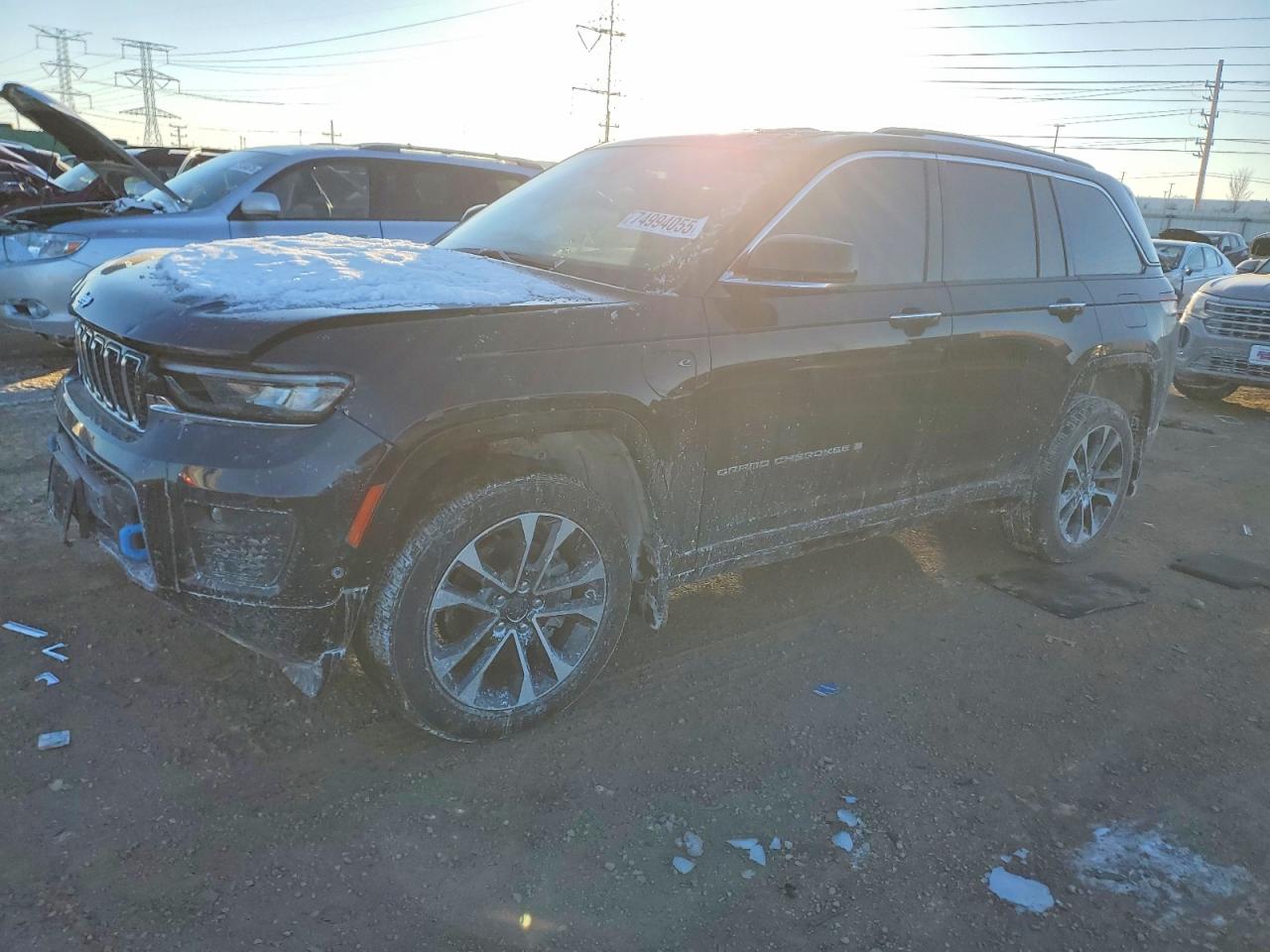 Salvage Jeep Grand Cherokee Image