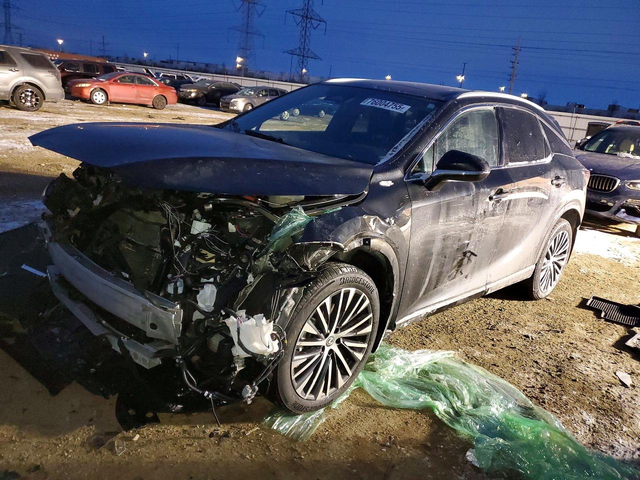 Salvage Lexus RX Image