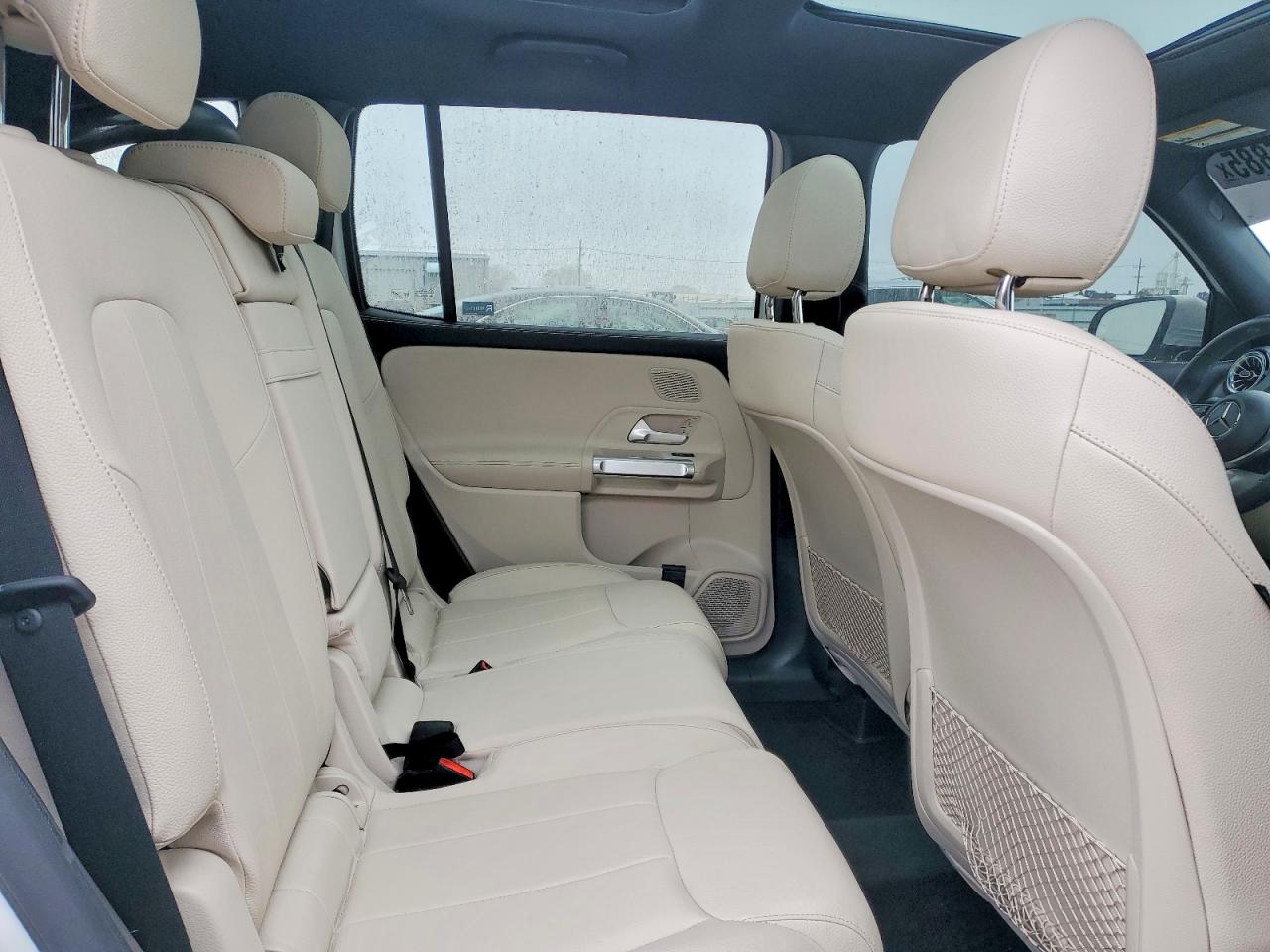 Mercedes-Benz GLB 250