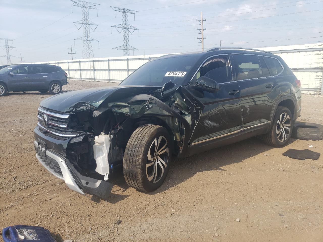 Salvage Volkswagen Atlas Image