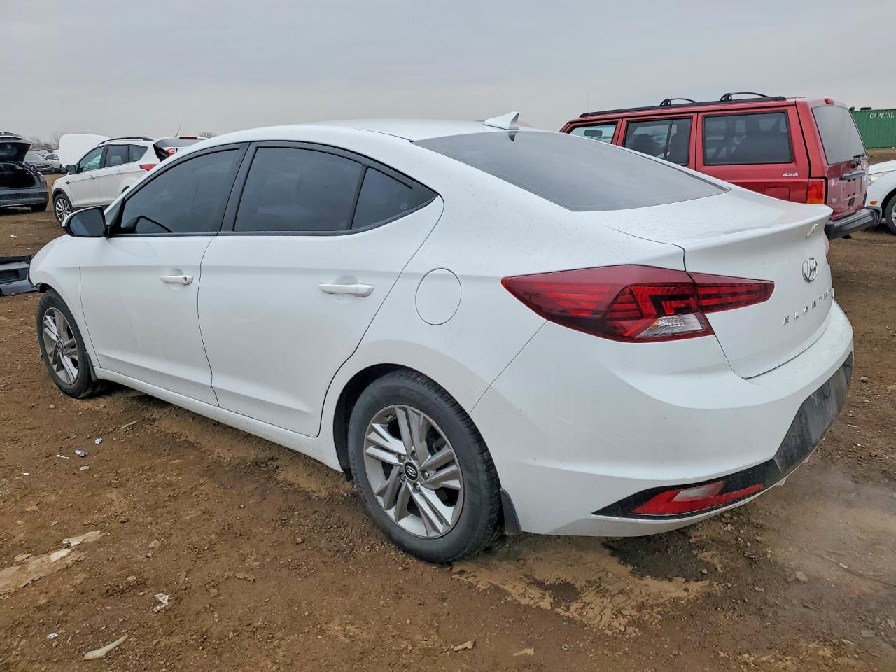 Hyundai ELANTRA Sel