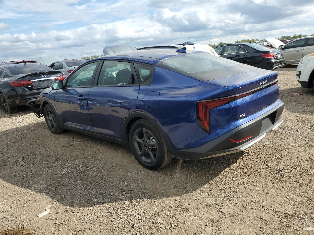 Kia K4