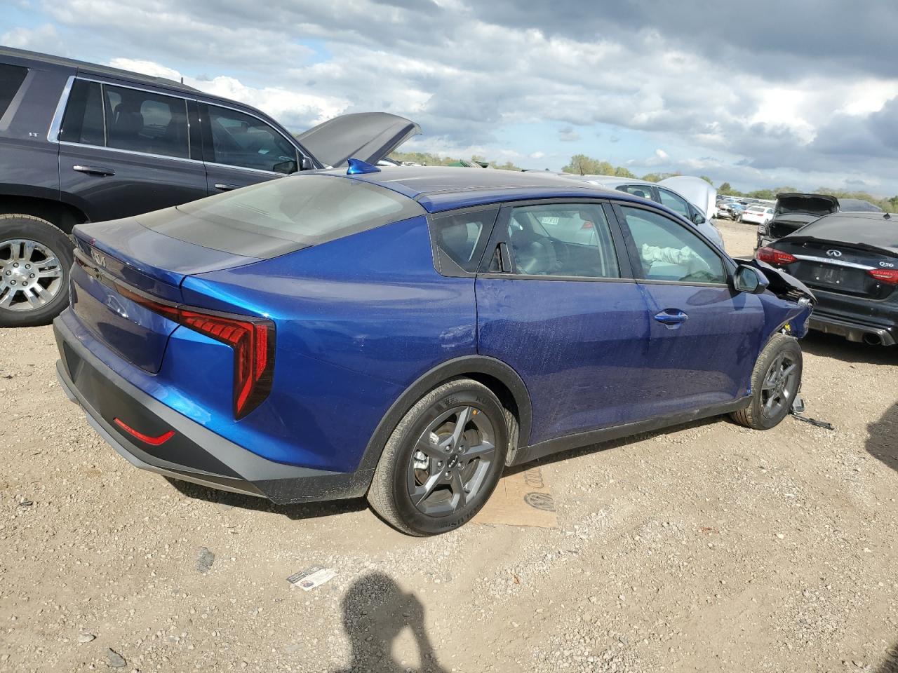 Kia K4