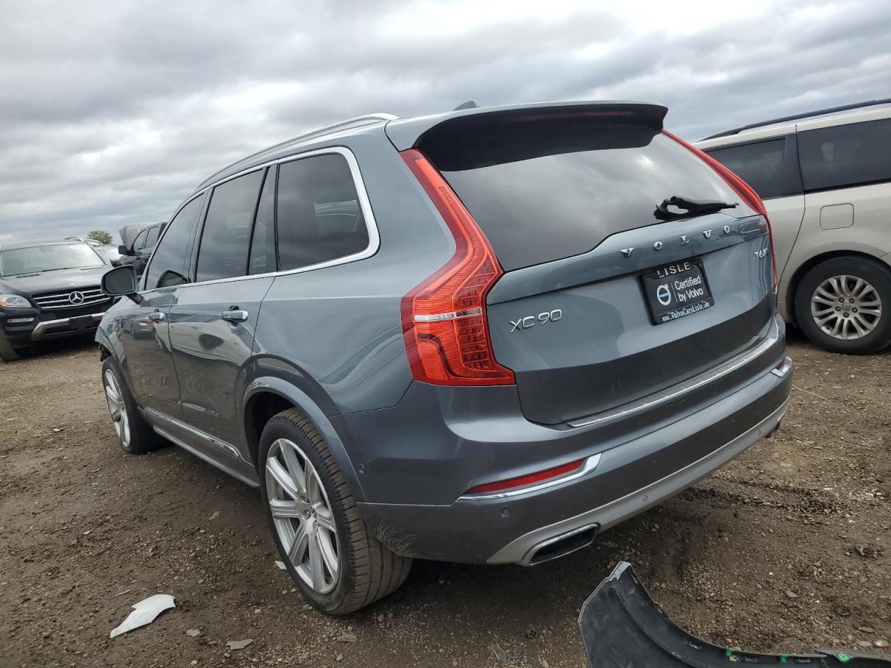 Volvo XC90 T6