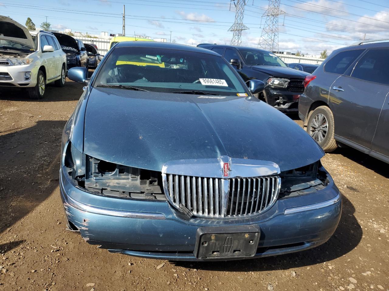 Lincoln Towncar Signature
