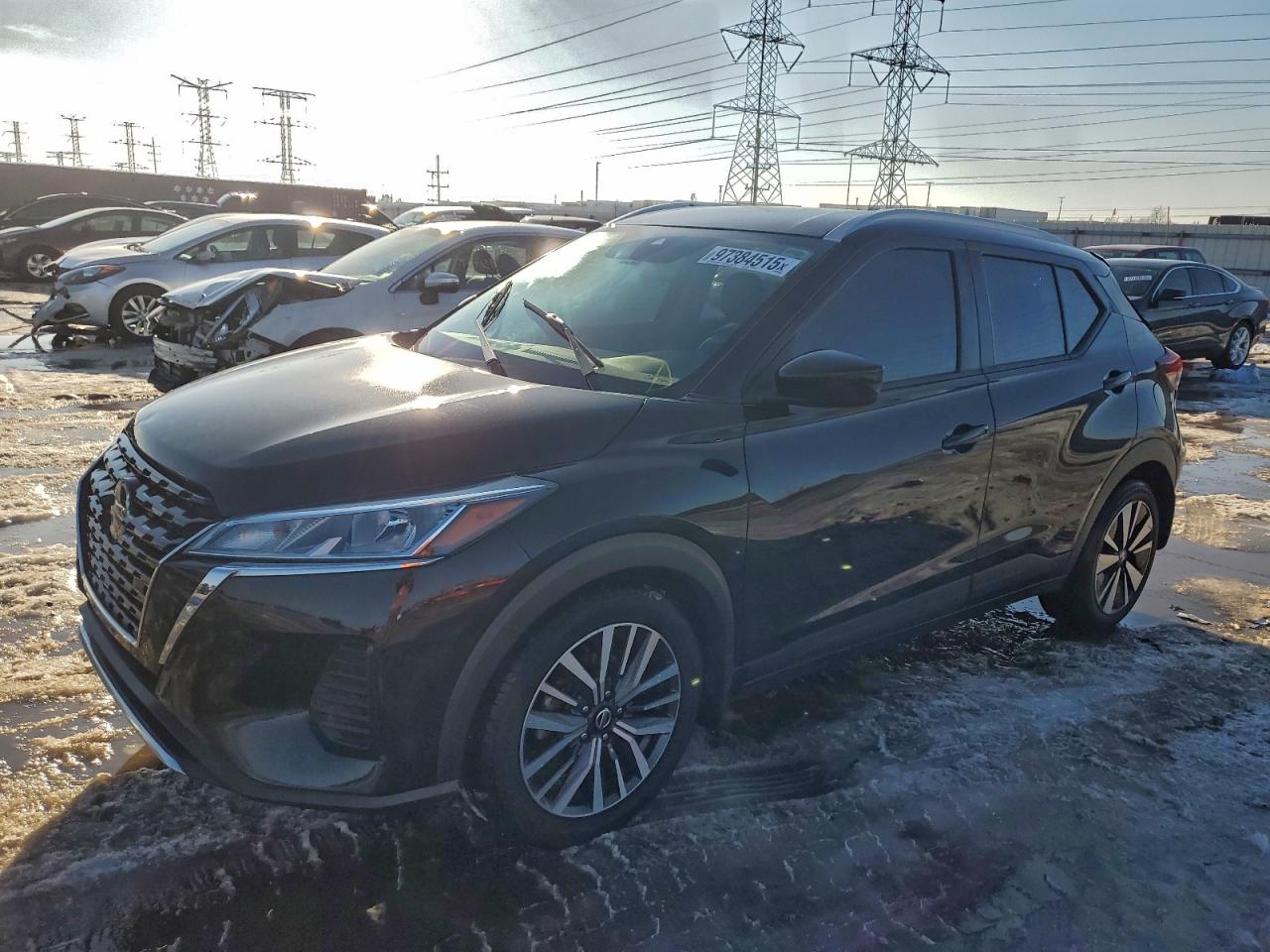 Salvage Nissan Kicks Image