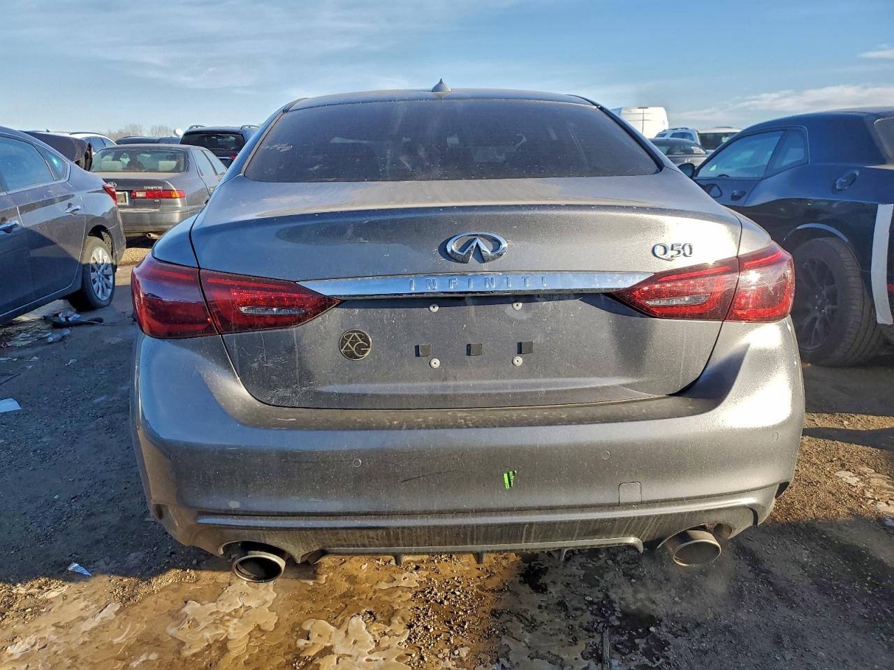 INFINITI Q50 Luxe