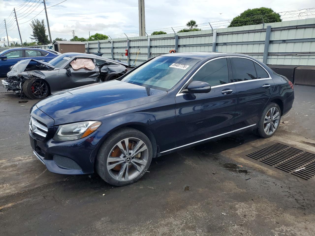 Salvage Mercedes-Benz C-Class Image