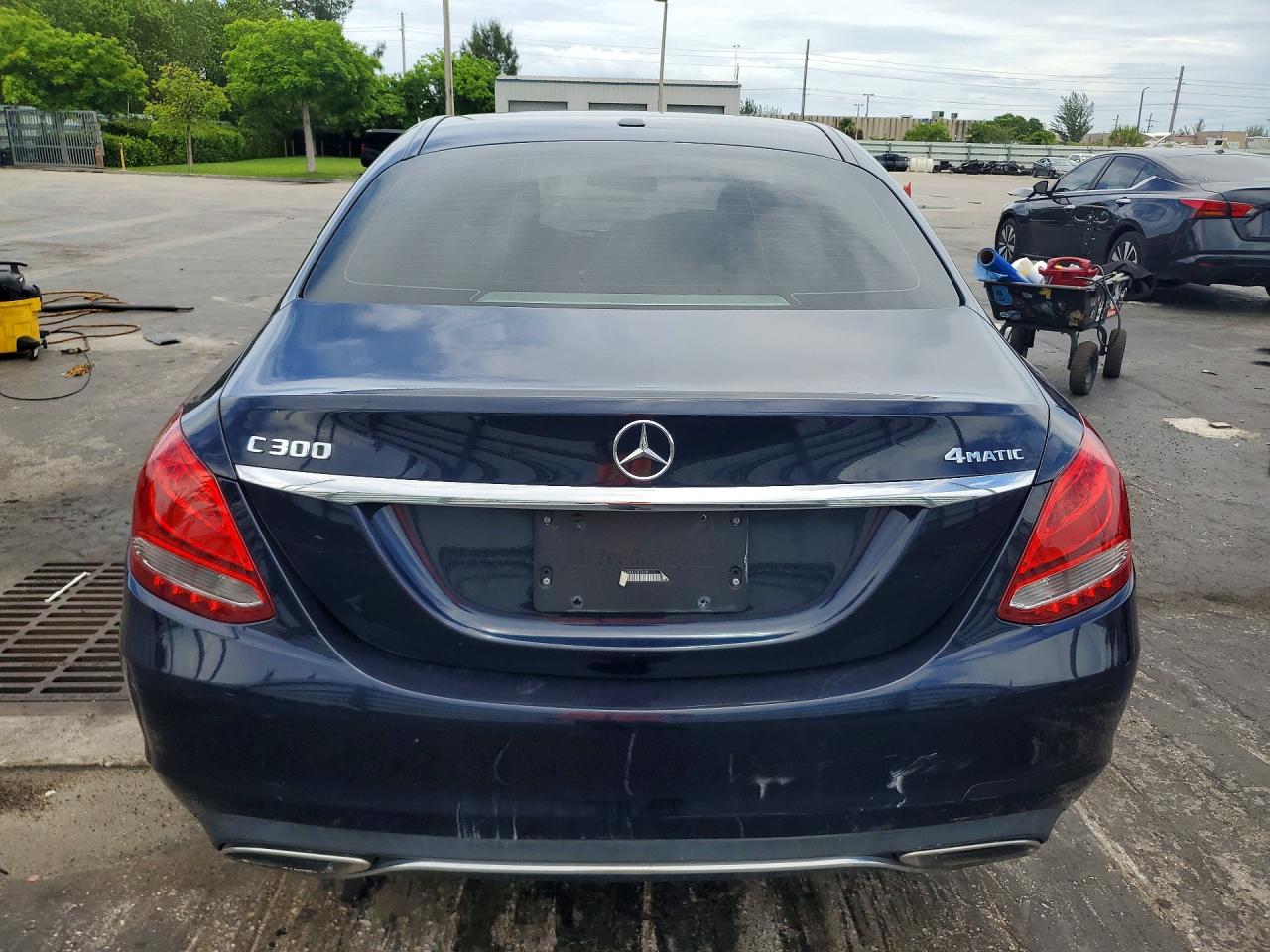 Mercedes-Benz C-Class 300 4matic
