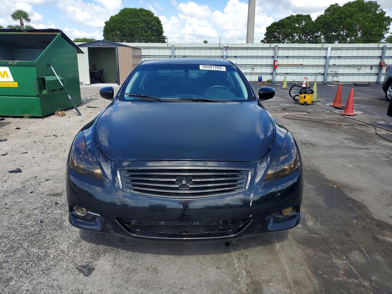INFINITI Q60 Journey