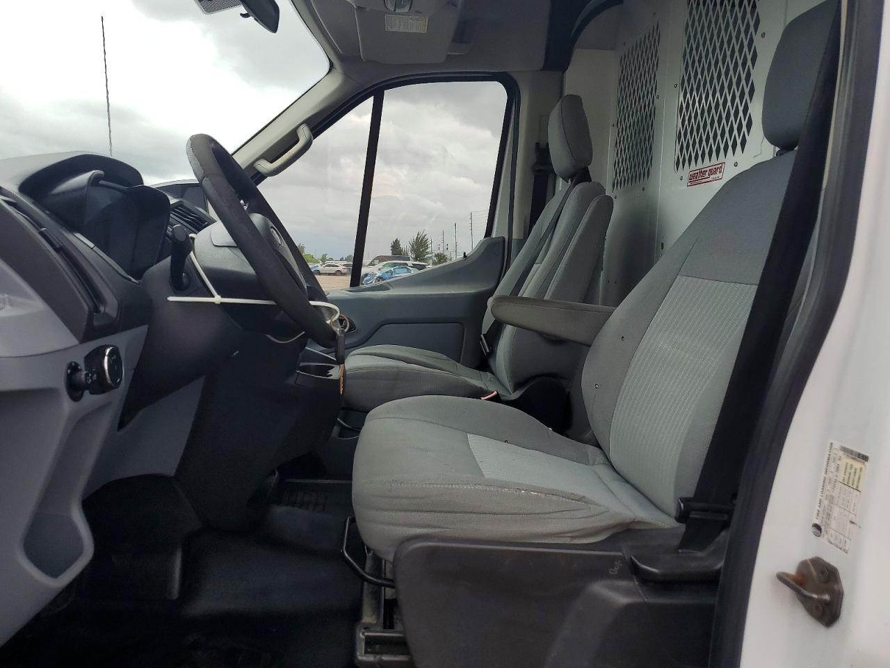 Ford Transit T-250