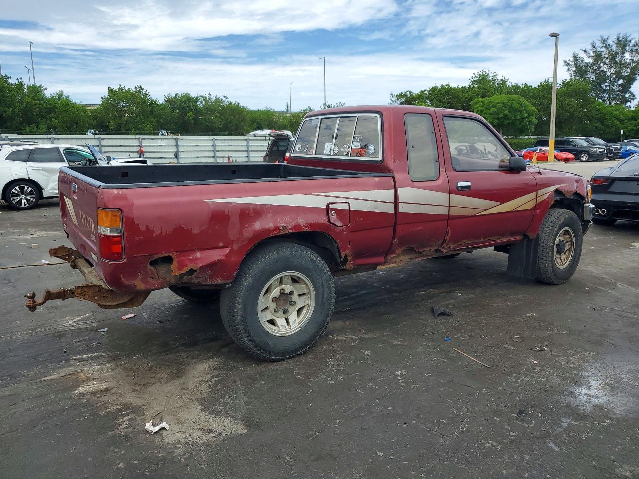 Toyota Pickup 1 Ton Long Bed Dlx