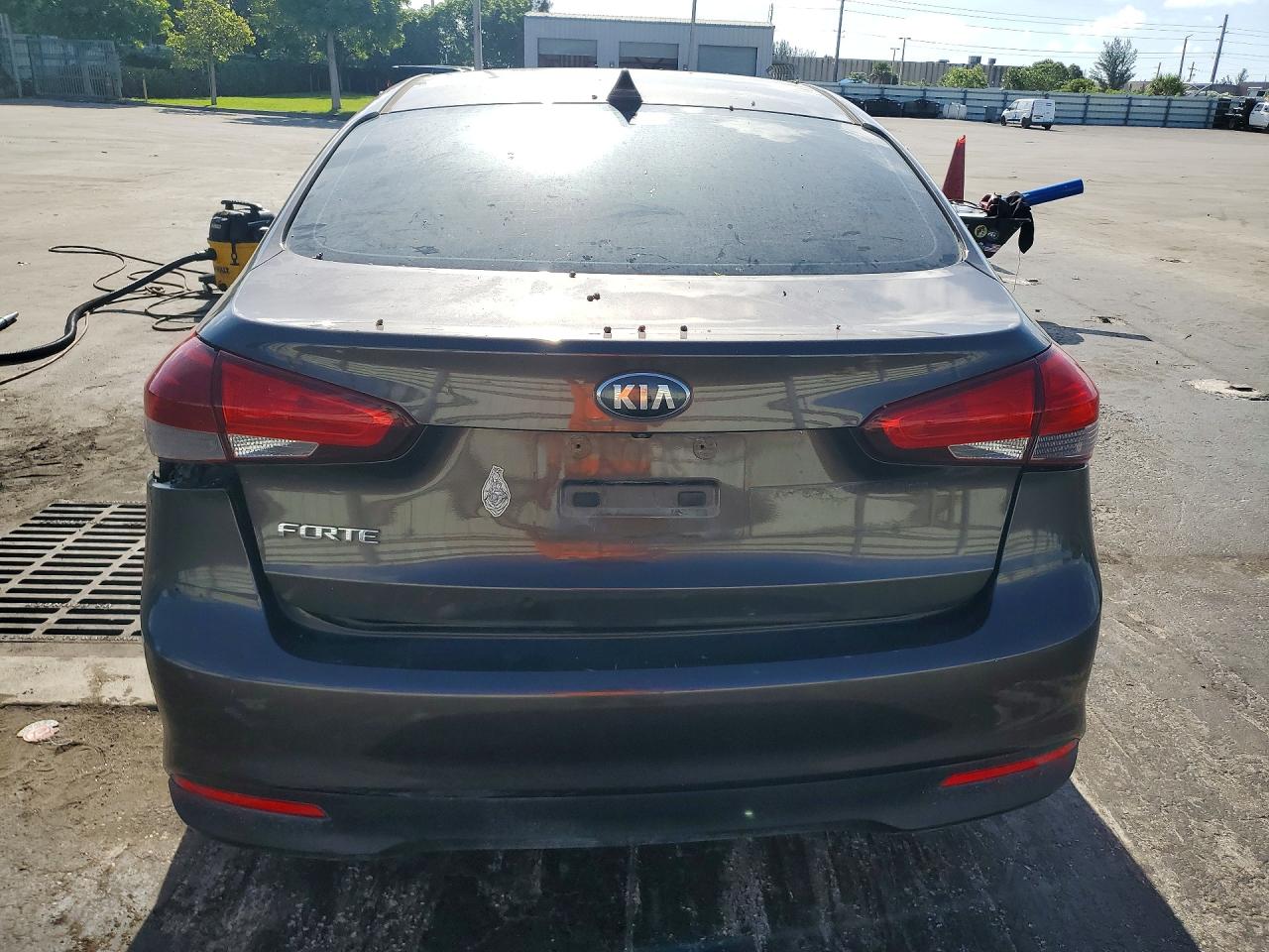 Kia Forte Lx