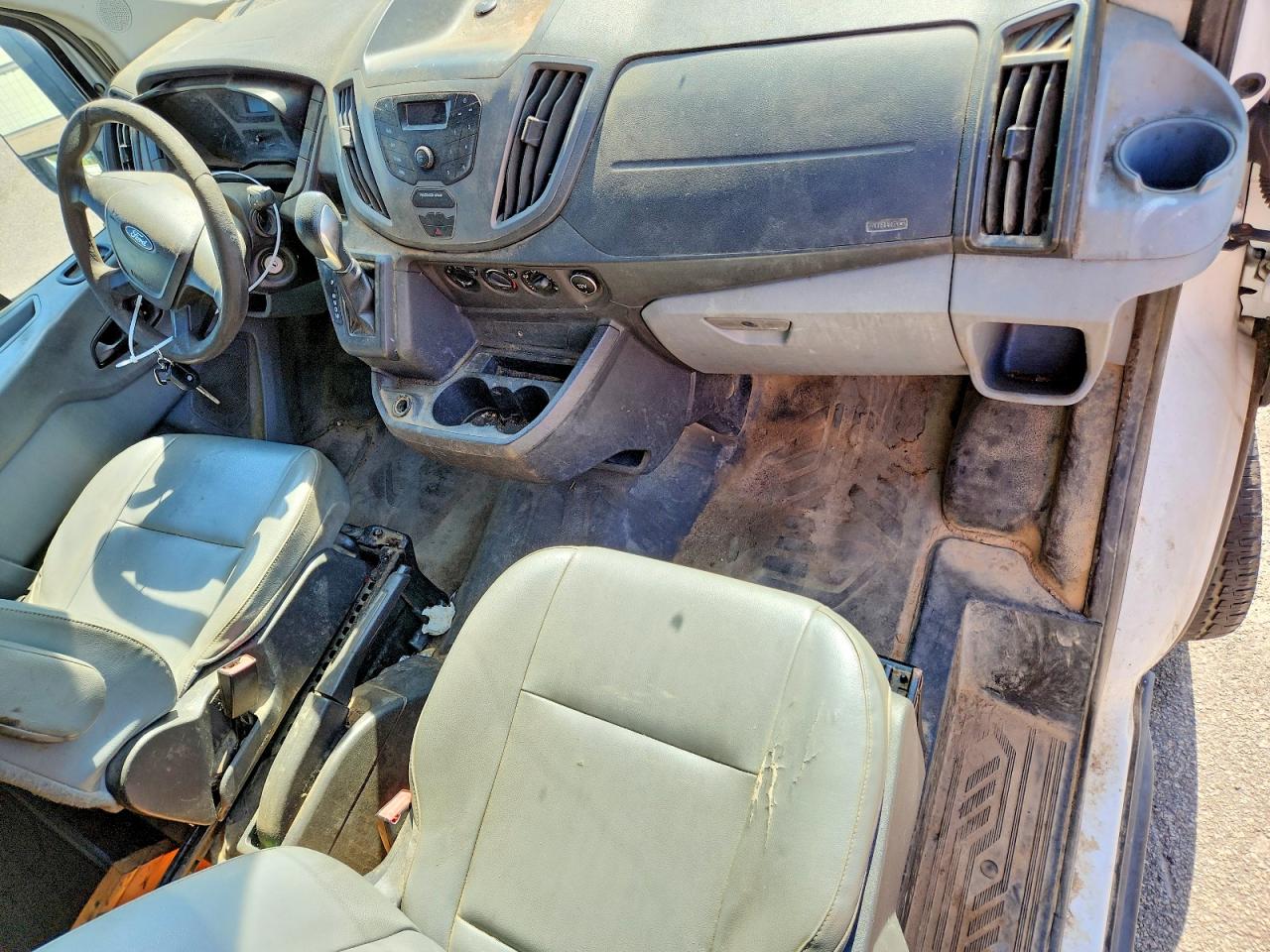 Ford Transit Titanium