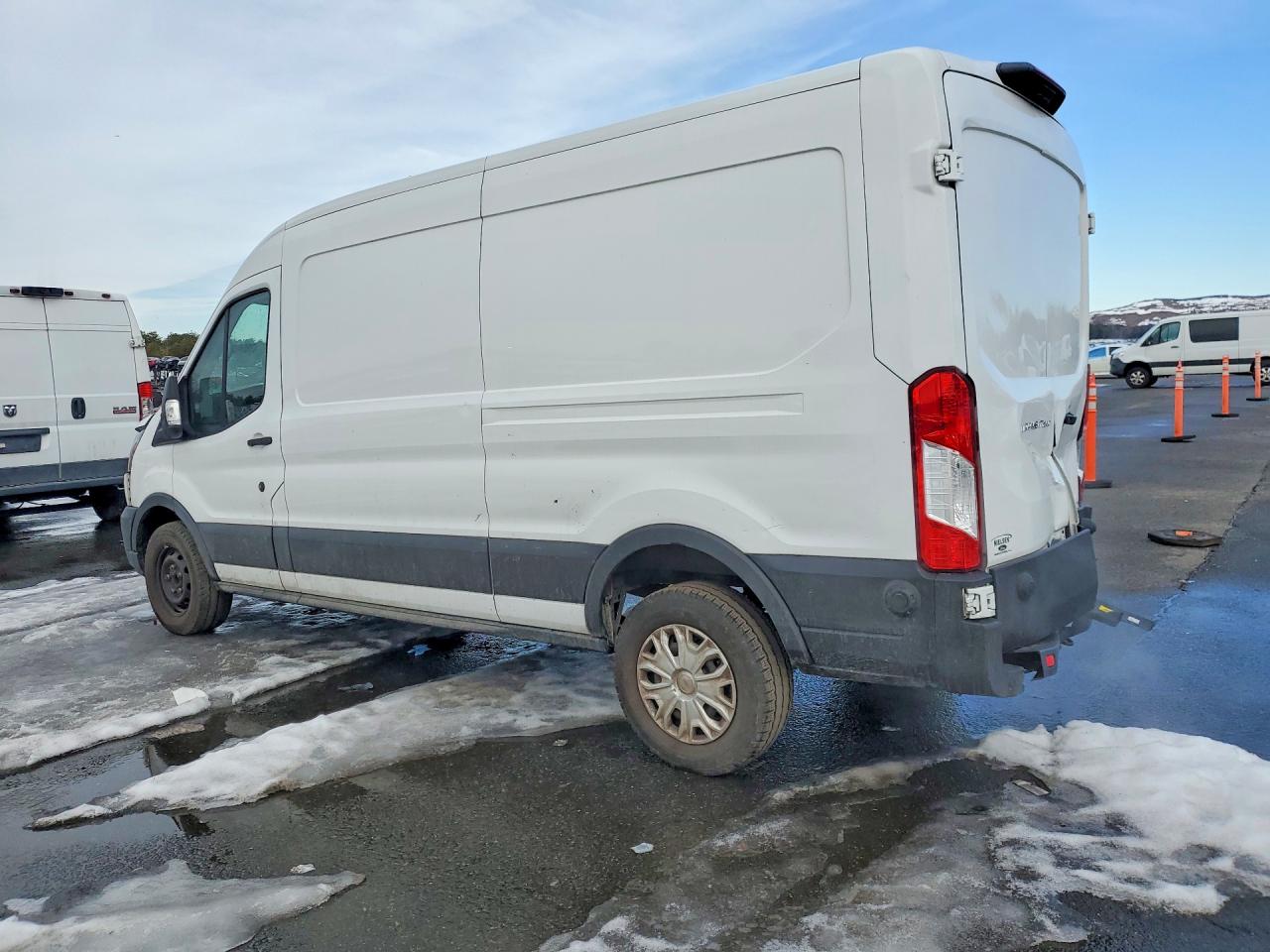 Ford Transit T-250
