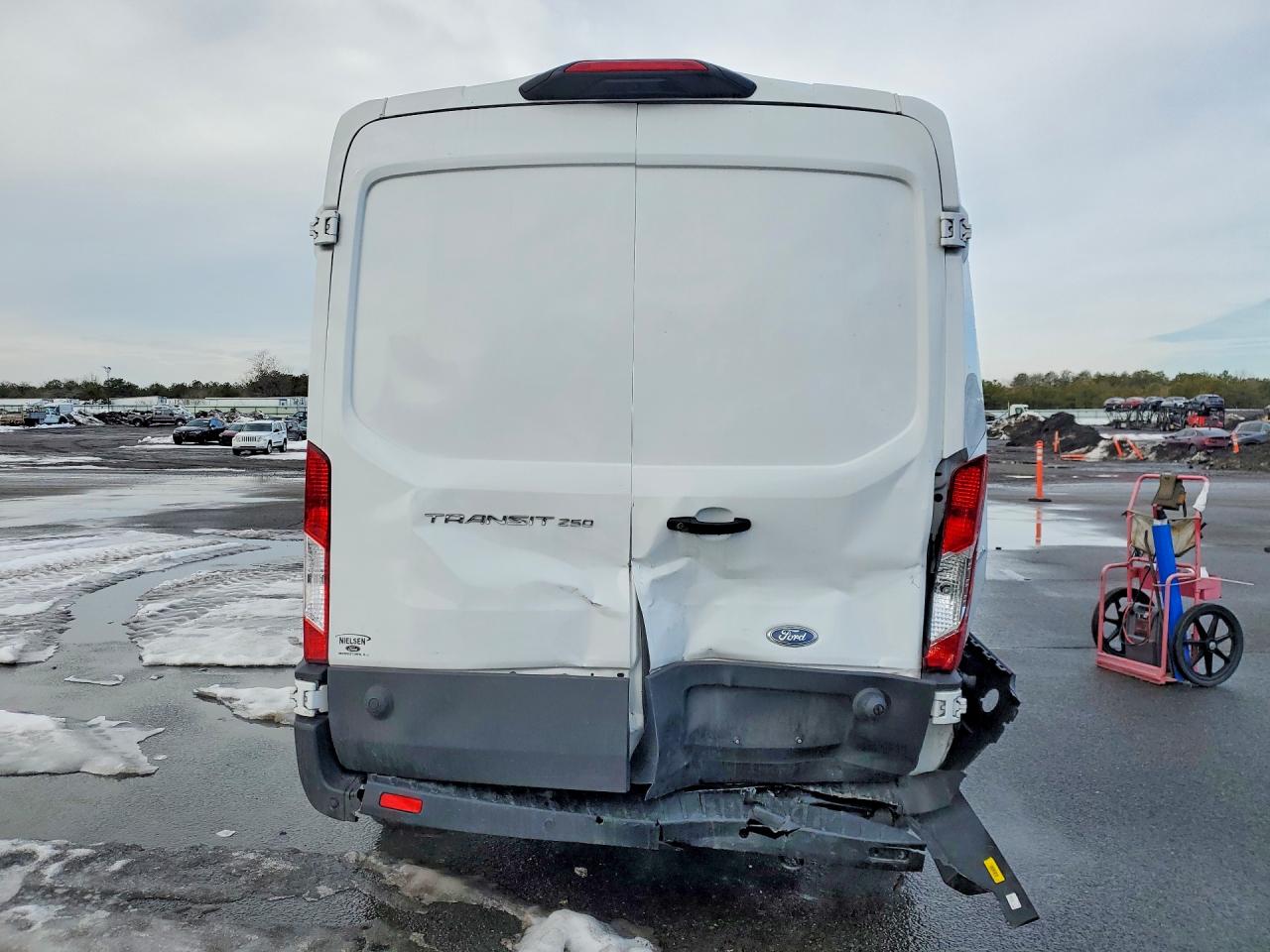 Ford Transit T-250