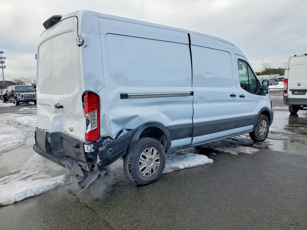 Ford Transit T-250