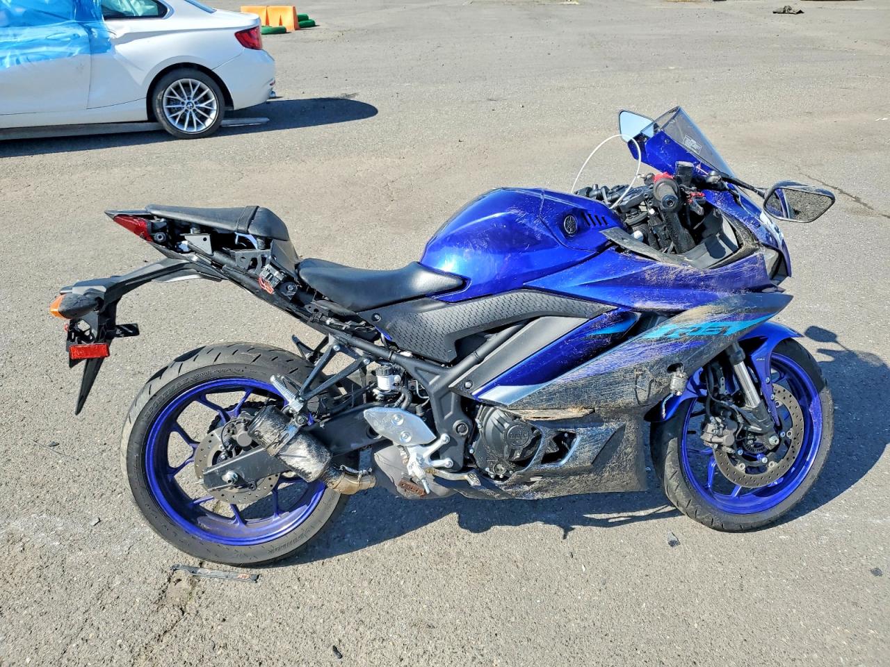 Salvage Yamaha Yzf600 Image