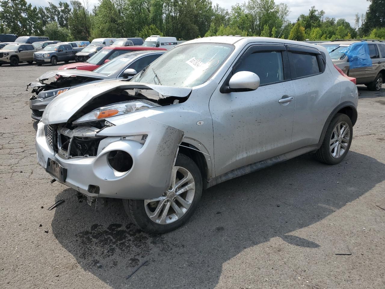 Salvage Nissan JUKE Image
