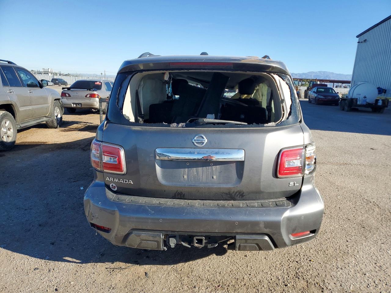 Nissan Armada Sl