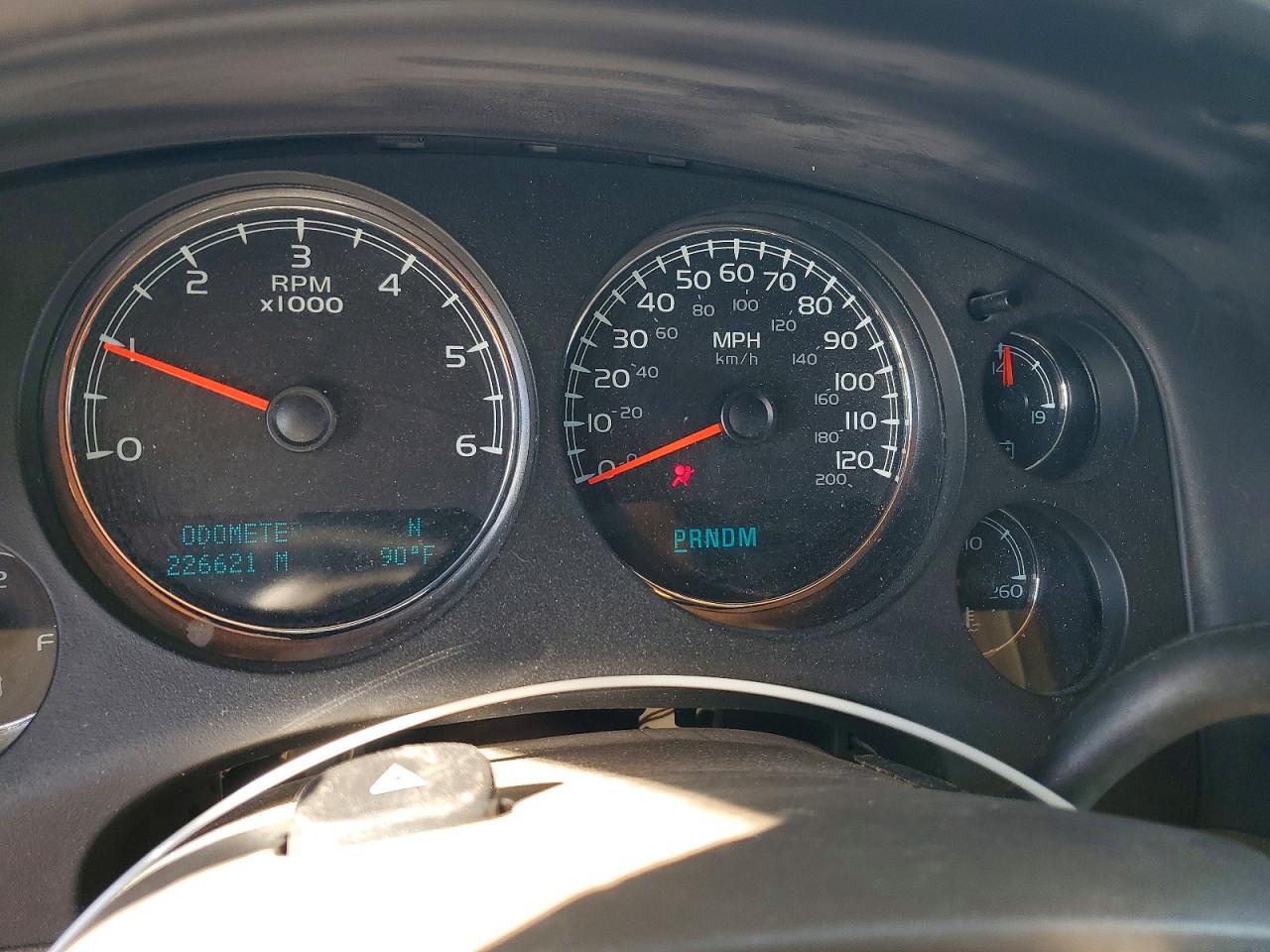 Chevrolet Suburban C1500 Ltz