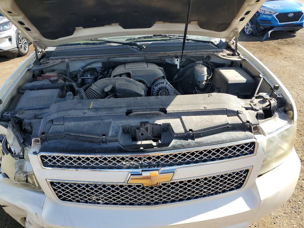 Chevrolet Suburban C1500 Ltz