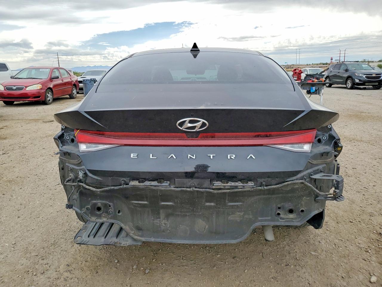 Hyundai ELANTRA Sel