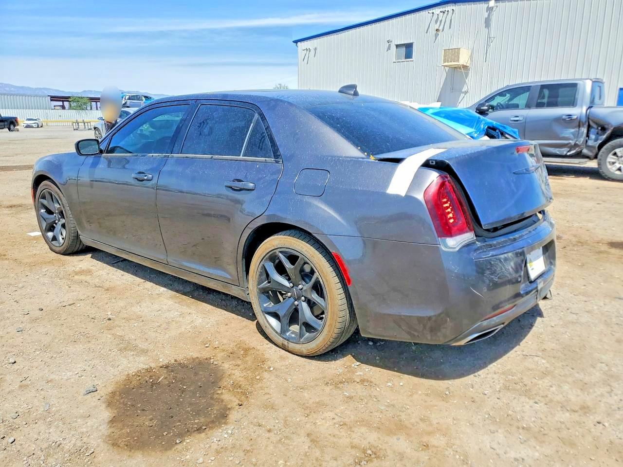 Chrysler 300 S