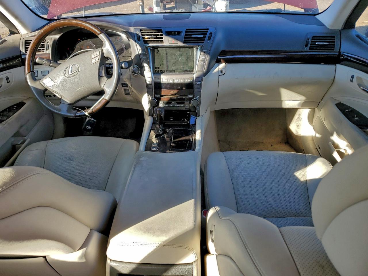 Lexus LS 460