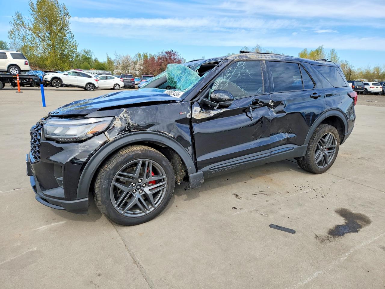 Salvage Ford Explorer Image