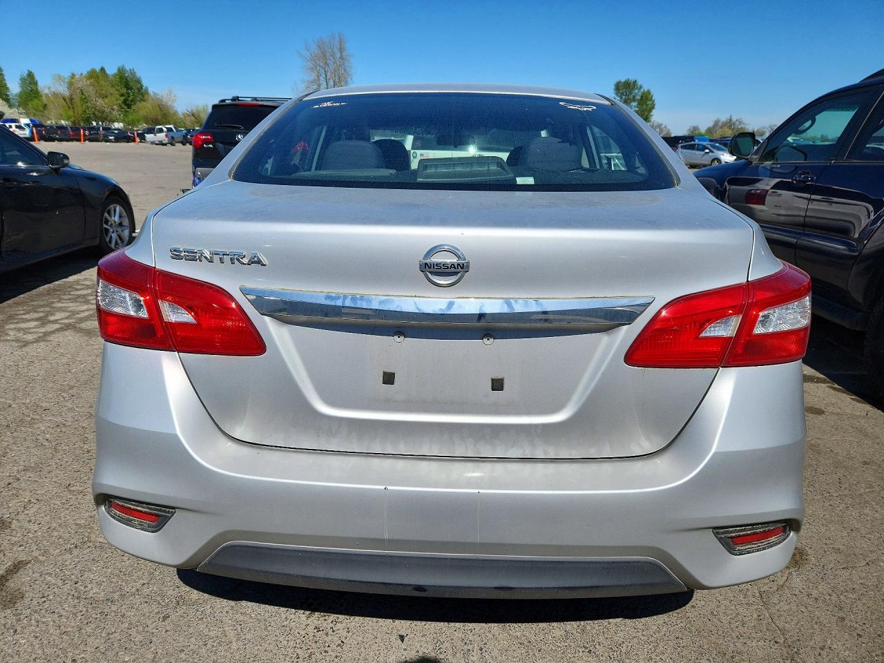 Nissan Sentra S