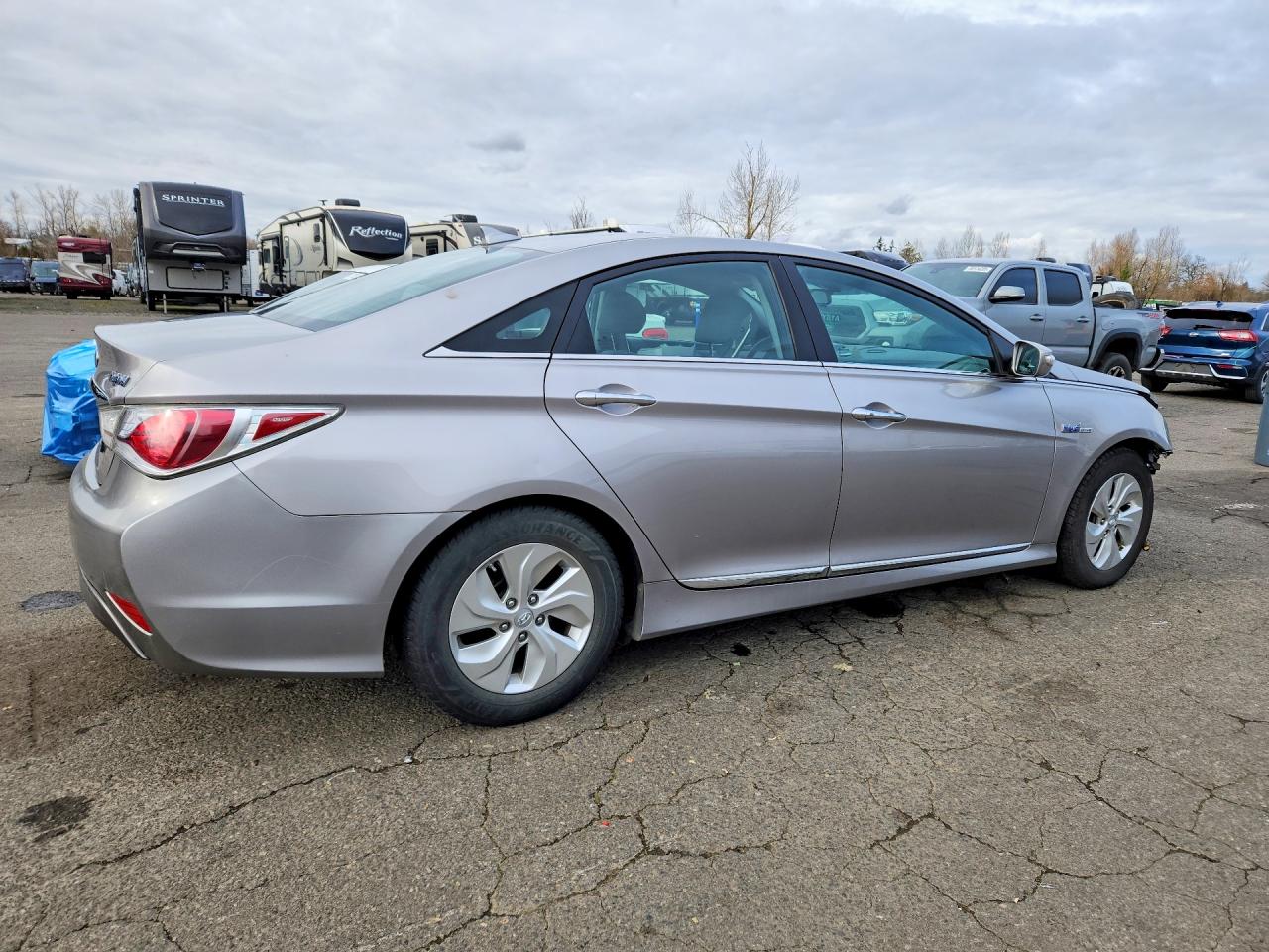 Hyundai SONATA Hybrid