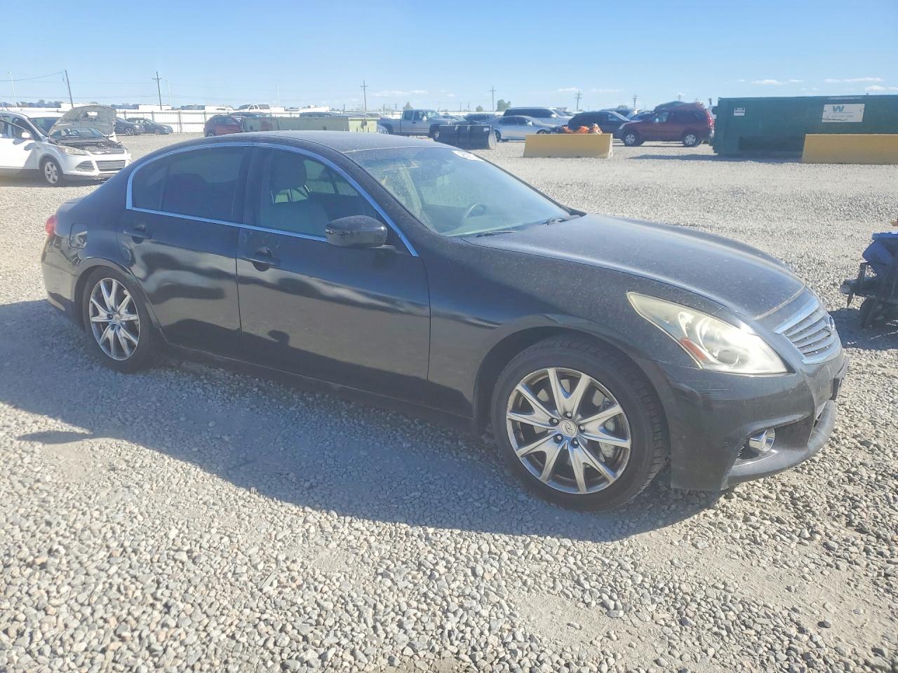 INFINITI G37 Base