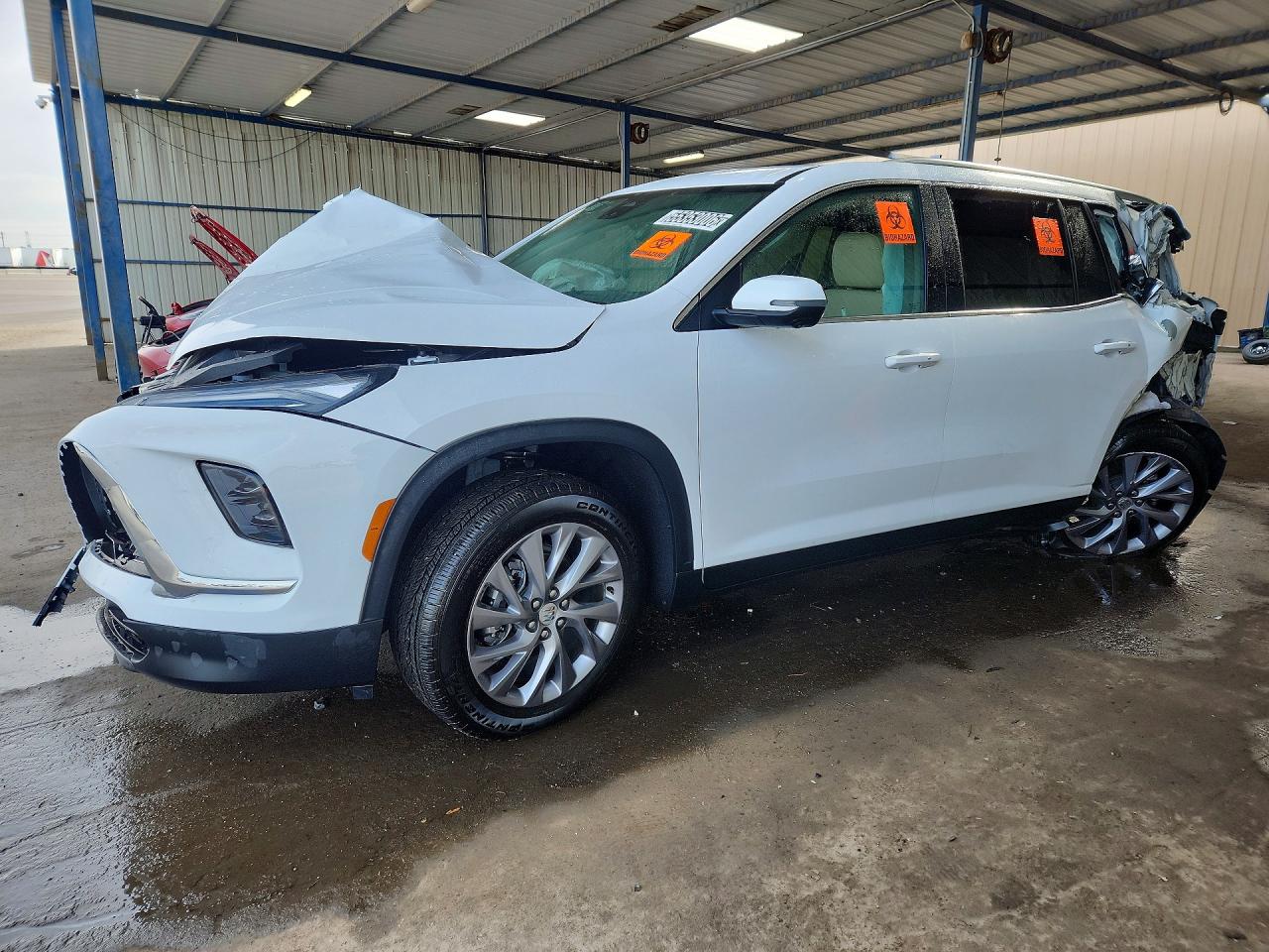 Salvage Buick Enclave Image