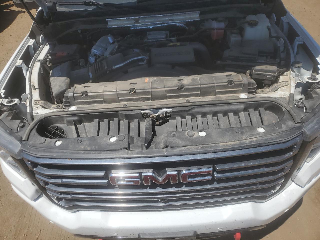 GMC Sierra K2500 At4