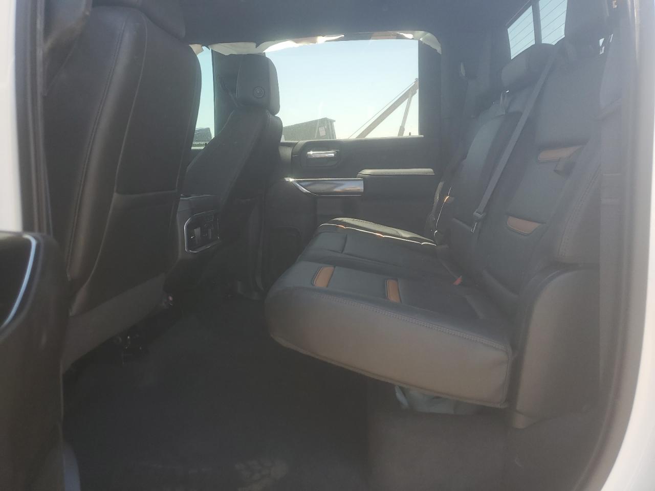 GMC Sierra K2500 At4
