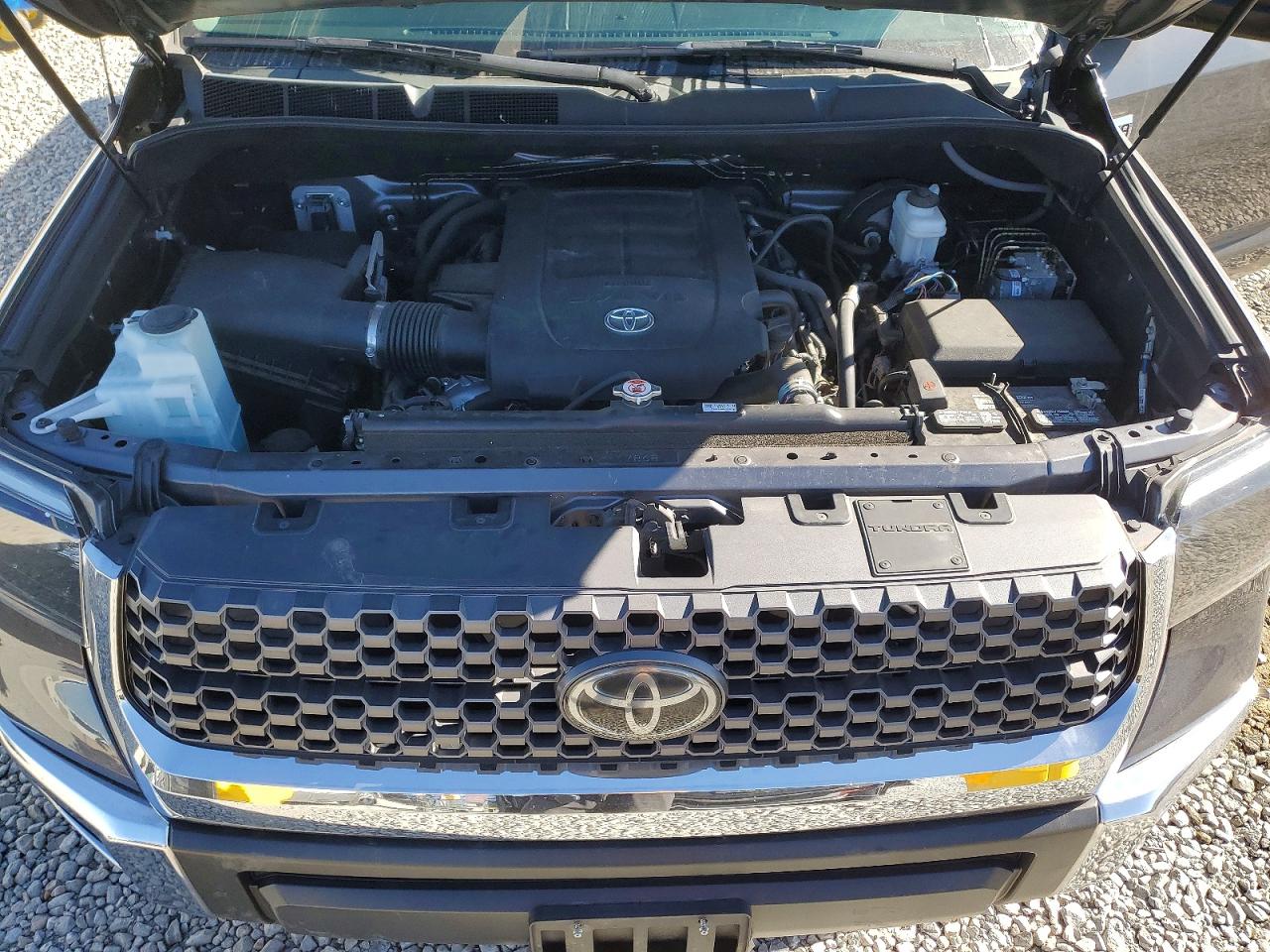 Toyota Tundra Crewmax Sr5