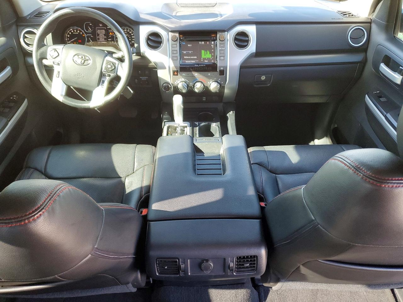 Toyota Tundra Crewmax Sr5