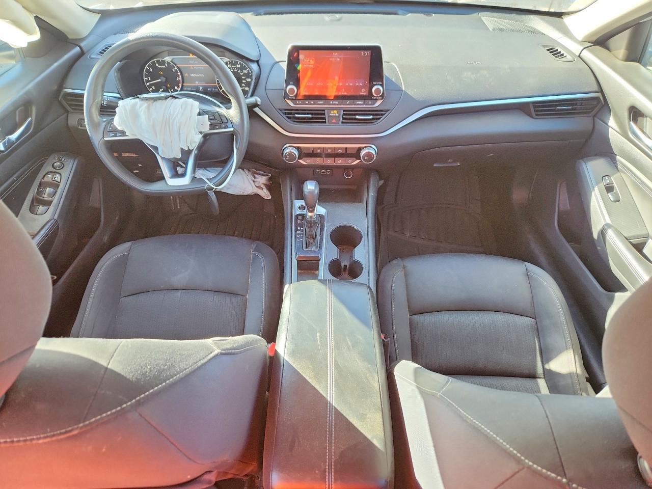 Nissan Altima S
